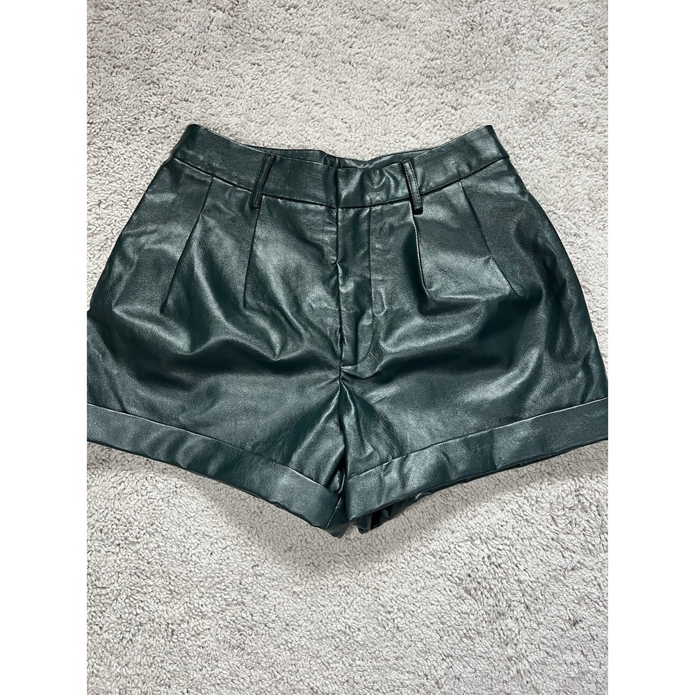 Women's Aureum Vegan‎ Leather Shorts Green Medium Hipster Boho Contemporary NWT